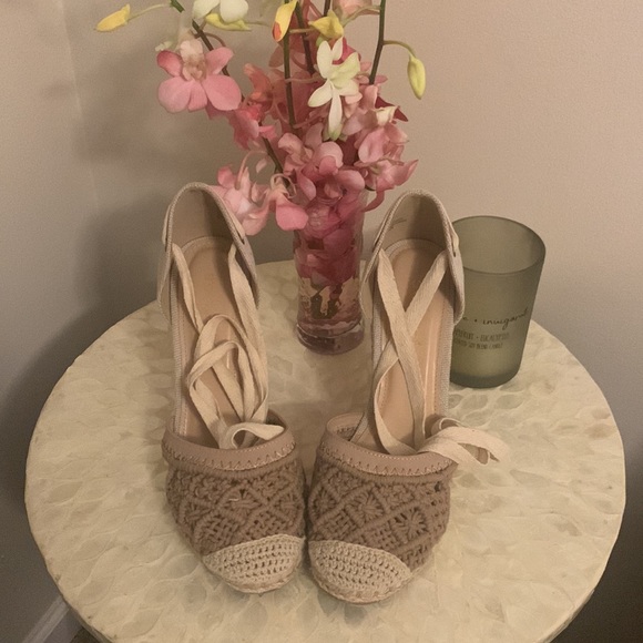 Espadrilles for your Summer look! Very comfy & ties up the leg for a cute look. - Picture 4 of 4